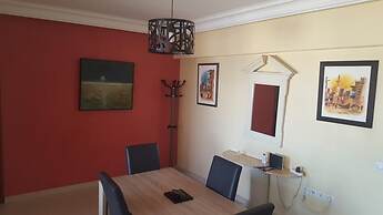 Newcenter Suites