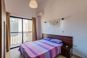 Blue Harbour 4 Seafront apartment by Getaways Malta