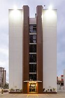 Hotel Lunes