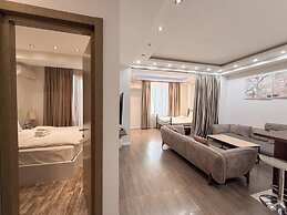 Super Luxury Apartments