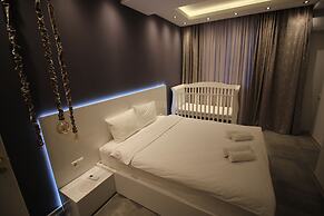 Super Luxury Apartments