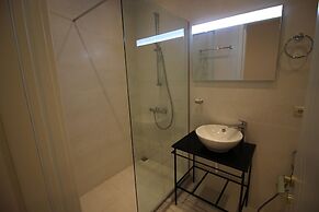 Super Luxury Apartments