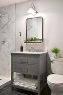 Main and Mountain Bar & Motel