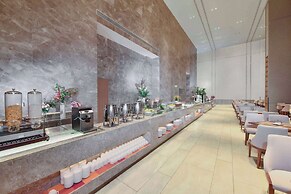 Ramada Plaza Dongxing City Center
