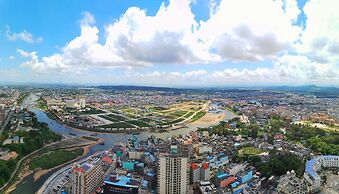 Ramada Plaza Dongxing City Center