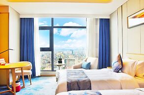 Ramada Plaza Dongxing City Center