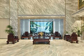 Ramada Plaza Dongxing City Center