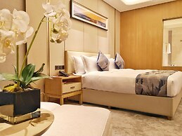 Ramada Plaza Dongxing City Center