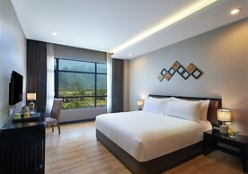 Amari Vang Vieng