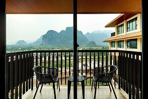 Amari Vang Vieng