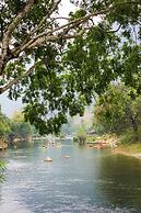 Amari Vang Vieng