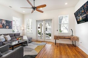 Residences Du Carondelet by Hosteeva