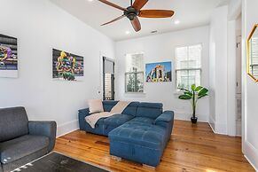 Residences Du Carondelet by Hosteeva