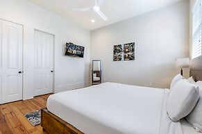 Residences Du Carondelet by Hosteeva