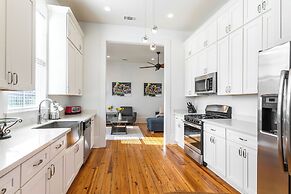 Residences Du Carondelet by Hosteeva