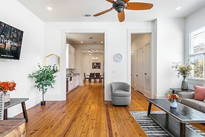 Residences Du Carondelet by Hosteeva