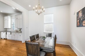 Residences Du Carondelet by Hosteeva