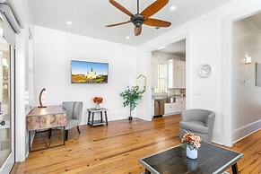 Residences Du Carondelet by Hosteeva