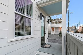 Residences Du Carondelet by Hosteeva