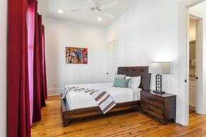 Residences Du Carondelet by Hosteeva