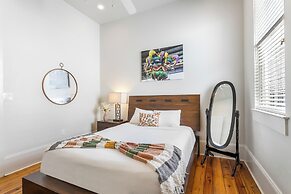 Residences Du Carondelet by Hosteeva