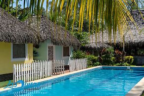 Las Dunas Surf Resort - Hostel