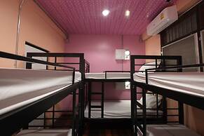 Everyday Bangkok Hostel @Khaosan