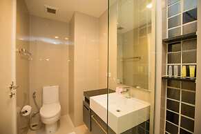 The Deck Condo Patong by VIP