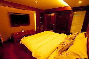 Lijiang Taohuadao Post Inn