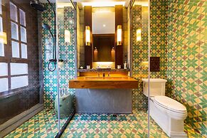 Silver Chest Boutique Hotel