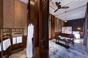 Silver Chest Boutique Hotel