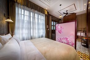 Silver Chest Boutique Hotel