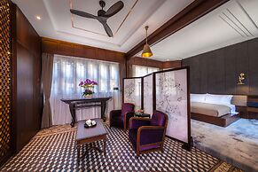 Silver Chest Boutique Hotel