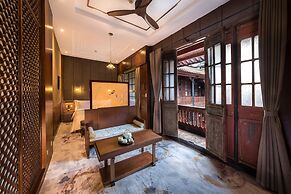 Silver Chest Boutique Hotel