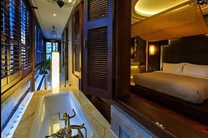 Silver Chest Boutique Hotel