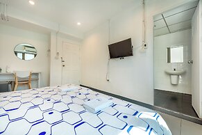 Sloth Hostel Don Mueang