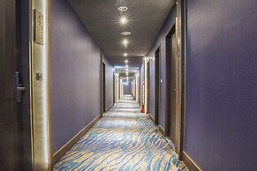 Saint Art Hotel