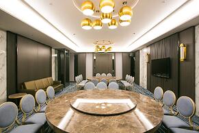 Saint Art Hotel