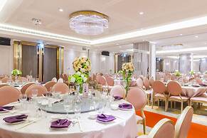Saint Art Hotel