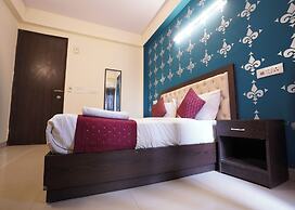 Hotel Tourist Palace