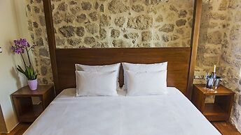 Monte Bay Retreat - Adult Only