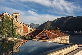 Monte Bay Retreat - Adult Only