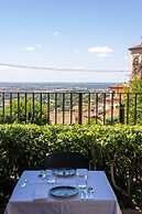 Le Funi Hotel