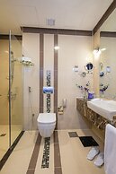 Grand Majestic Hotel