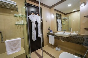 Grand Majestic Hotel