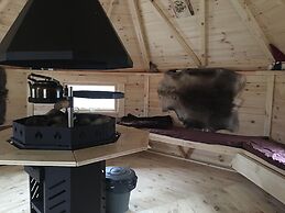 Hammarstrands Camping, Stugby och Fiske