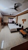 Hotel Dhruv Palace