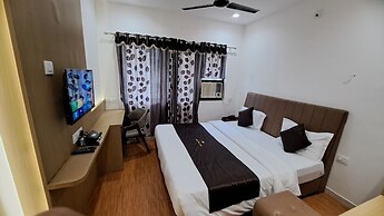 Hotel Dhruv Palace