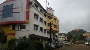 Hotel Dhruv Palace