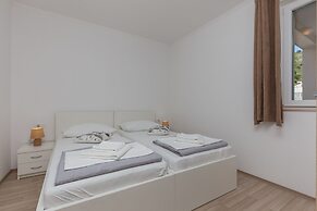 Apartments Villa Dadic